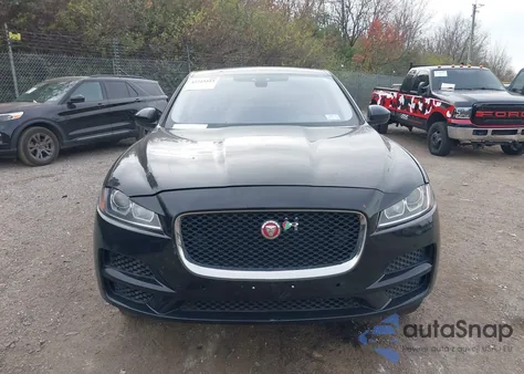 2019 Jaguar F-Pace 25T из США, поврежденный, VIN SADCS2FX7KA601690
